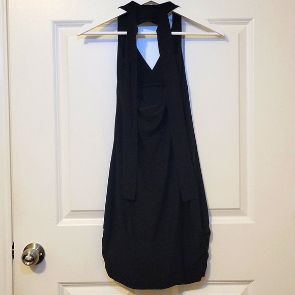 Cute halter top black ruched hip dress! - Picture 2 of 4